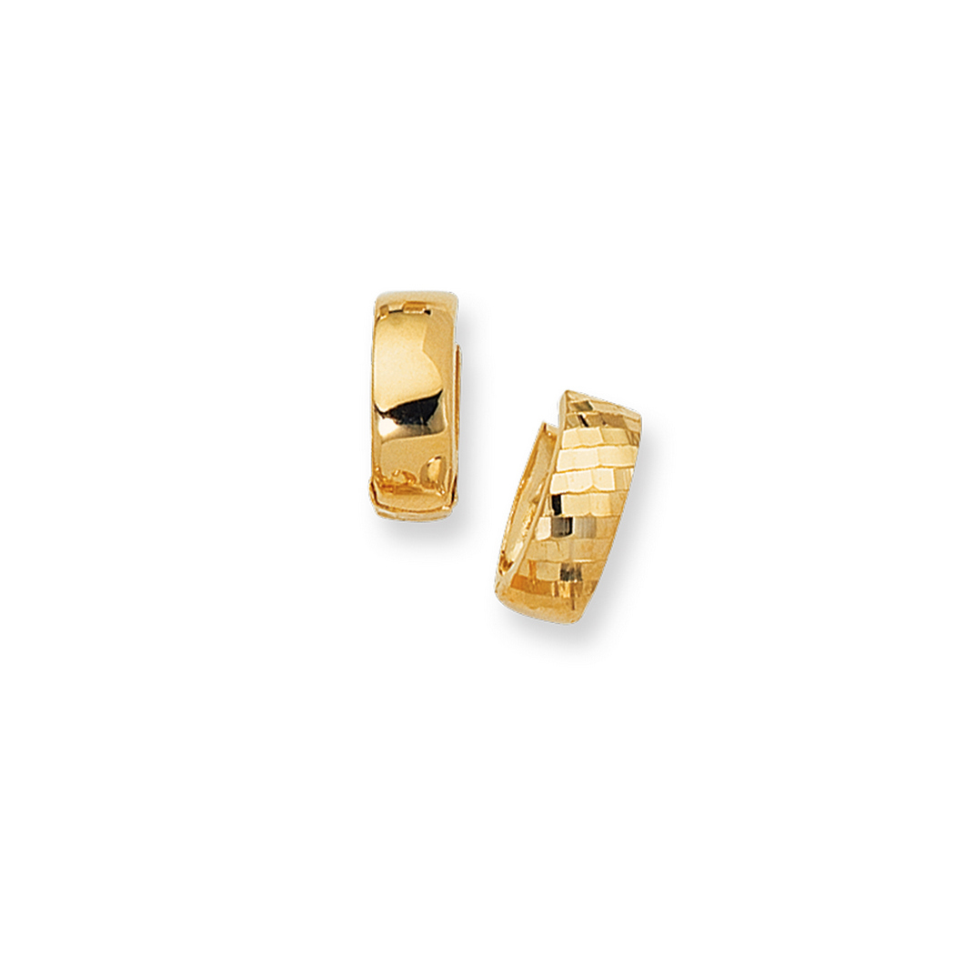 
14k Yellow Gold Sparkle-Cut 5.0mm Textured Hinged Earrings Earrings With Diamond Pattern
