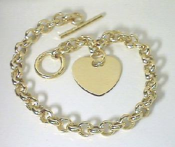 
Rolo Bracelet w/ Engraveable Heart Shaped Charm
