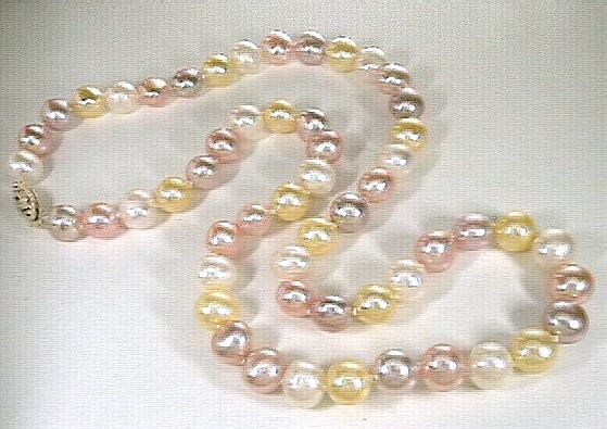 
FW 7.5-8mm Pastel Cultured Pearl Necklac
