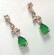 
Pear-shape Emerald & Diamond Drop Earring
