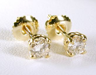 
.50 CTW Round Diamond Stud Earrings (1/2ctw - SI1/2 - H-I)
