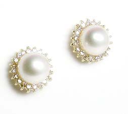 
Freshwater Cultured Pearl and Diamond Earrings
