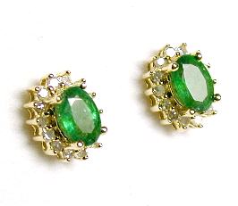 
Emerald and Diamond Traditional Earrings
