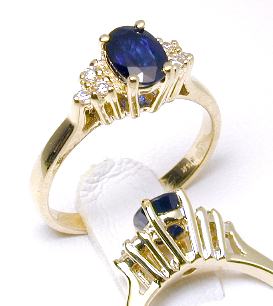 
Australian Sapphire & Diamond Ring
