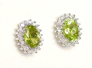 
Peridot & Diamond Earrings
