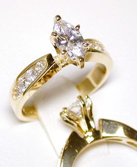 
Traditional Marquise CZ Engagment Ring
