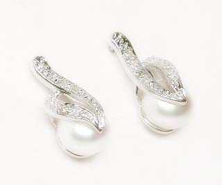 
Unusual Freshwater Cultured Pearl and Diamond Earrings
