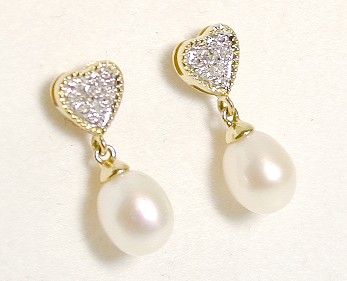 
Heart Freshwater Pearl & Diamond Earrings
