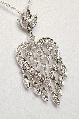 
Diamond Heart Chandelier Pendant
