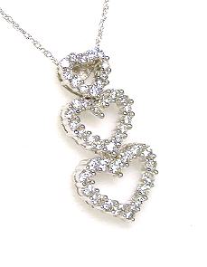 
Stunning Triple Drop Diamond Heart Penda
