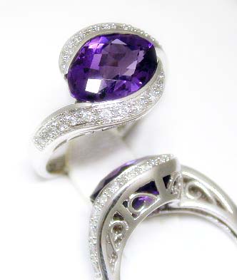 
Amethyst & Diamond Intricate Ring
