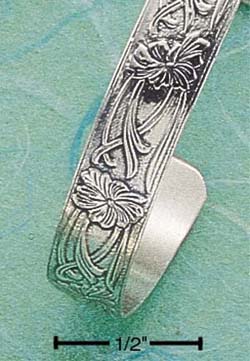 
Sterling Silver Antiqued Scrolled Floral Cuff
