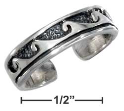 
Sterling Silver Antiqued Wave Design Toe Ring
